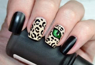 Черный леопардовый маникюр — фото 8