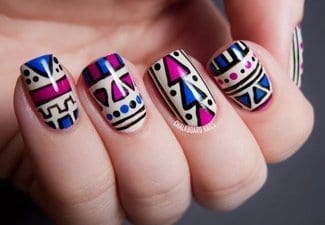 Модная геометрия на ногтях — фото 15