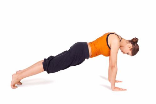 10 поз йоги, которые помогут избавиться от жира на животе