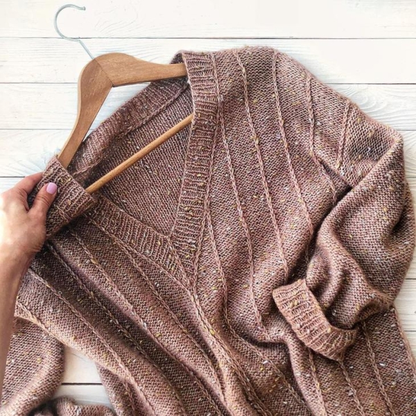 Пуловер: 25 стильных комбинаций, которые вам захочется повторить