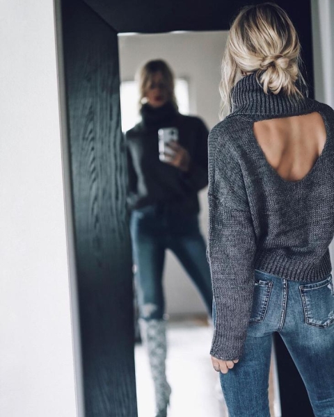 16 способов соблазнительно носить свитер с открытой спиной